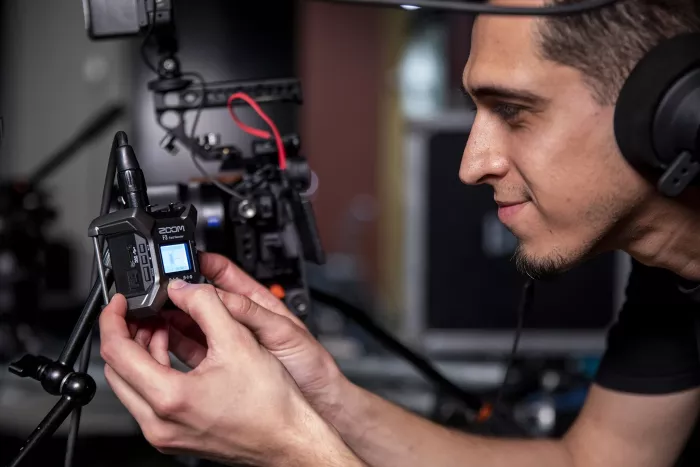 Zoom F3 профессиональный полевой аудиорекордер (2 канала, 32-бит Float) для кино и видео