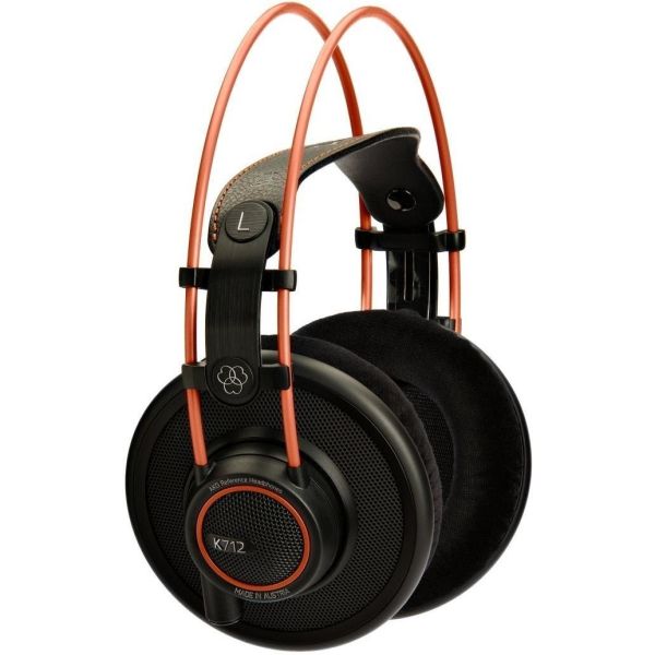 AKG K712 pro  полноразмерные мониторные наушники открытого типа для сведения и мастеринга.  С мембранами Varimotion. Кабель 3 м. Вес 235 г.