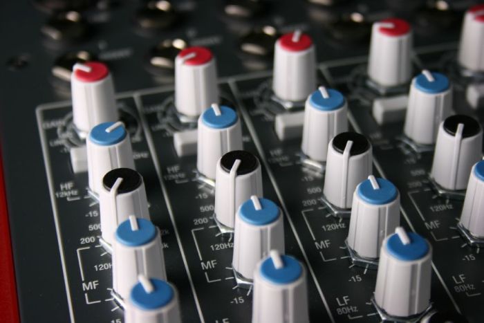 Allen Heath ZED16FX Мікшерний пульт