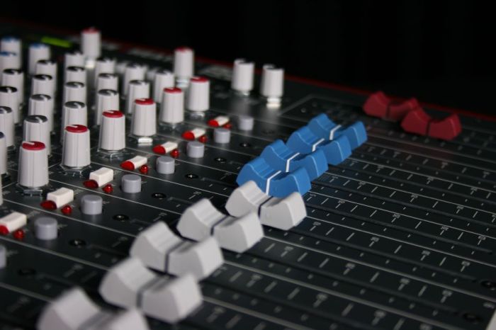 Allen Heath ZED1802 Мікшерний пульт