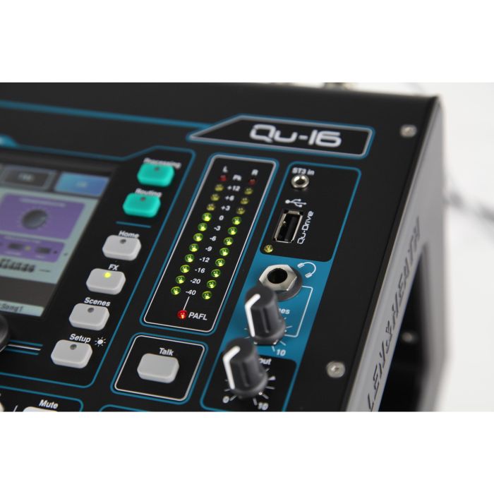 Allen Heath QU-16 Мікшерний пульт
