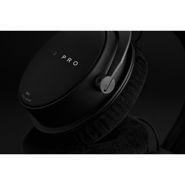 Студийные наушники Beyerdynamic DT 1770 PRO