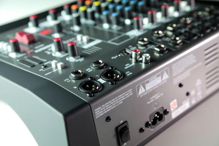 Allen Heath ZEDi-10 Мікшерний пульт Allen Heath ZEDi-10