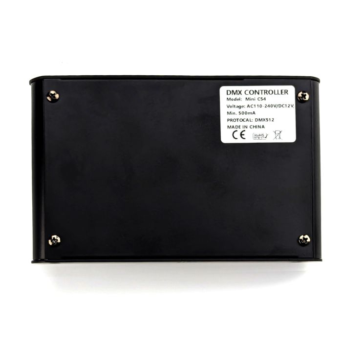 FREE COLOR M54 компактний і зручний світловий DMX пульт