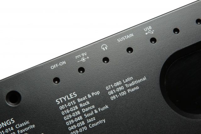 Kurzweil KP70 синтезатор з автоакомпанементом