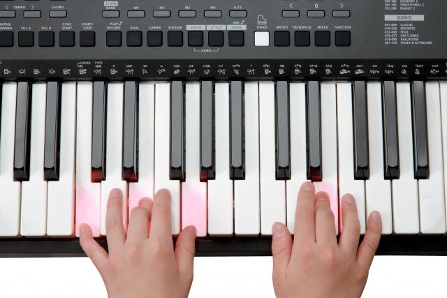 Kurzweil KP90L синтезатор з автоакомпанементом