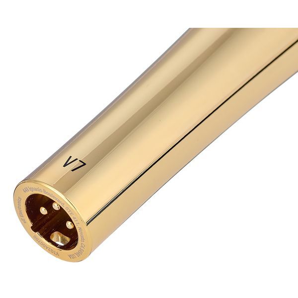 sE Electronics V7 G динамический студийный вокальный микрофон с эстетичной «золотистой» отделкой.