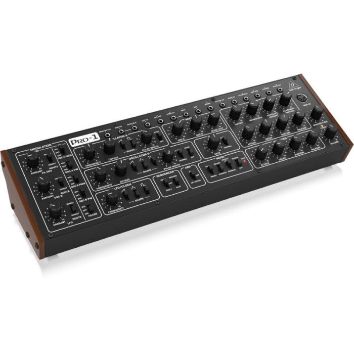 Синтезатор Behringer PRO1