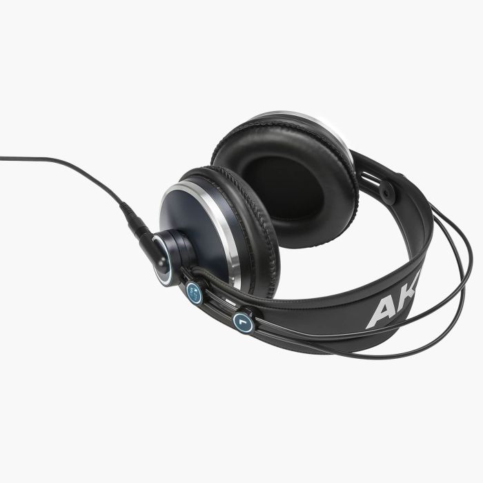 AKG K271 mkII професійні навушники закритого типу