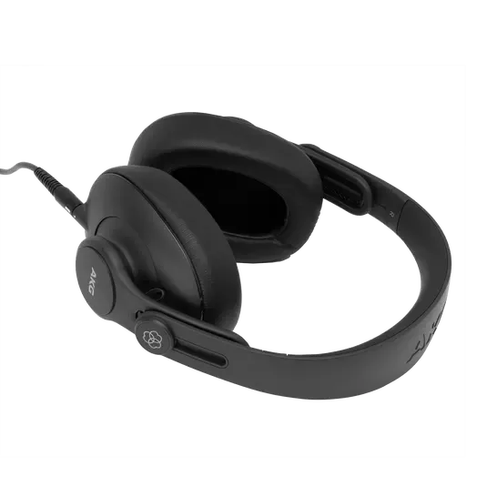 AKG K361 складні навушники закритого типу для блогерів та подкастів. Овальні чаши. Поворотний механізм для моніторингу одним навушником. Два кабелі. Вага 220г.
