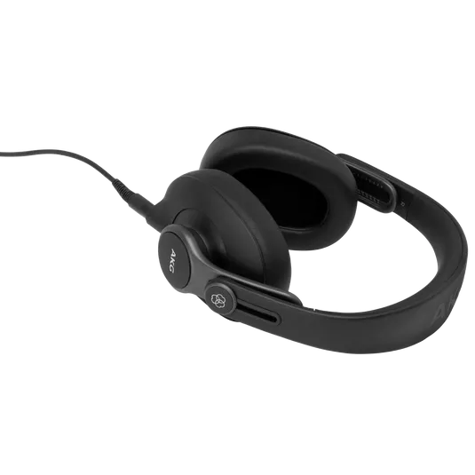 AKG K371 складні навушники закритого типу для блогерів та подкастів. Овальні чаши. Поворотний механізм для моніторингу одним навушником. XLR підєднання. Три кабелі. Вага 255г.