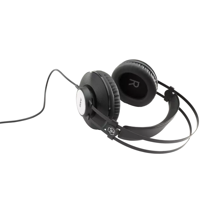 AKG K72 повнорозмірні навушники початкового рівня для меломанів. Закритого типу; Вага 200 г.