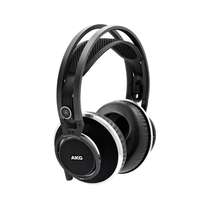 AKG K812 pro відкриті референсні навушники з магнітною системою Tesla; АЧХ 5 Гц - 54 кГц Перфороване наголов'я; 3D чаші; Дворядкова звукова котушка; Знімний кабель; З підставкою; Вага 390г.