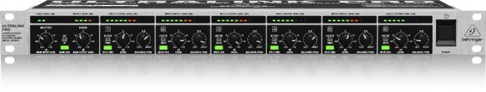 Рековий мікшер BEHRINGER ULTRALINK PRO MX882