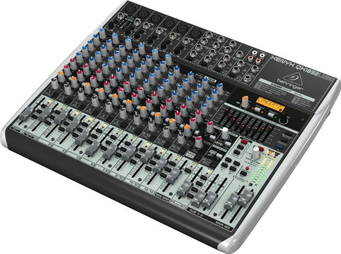 Мікшерний пульт BEHRINGER XENYX XENYX QX1832USB