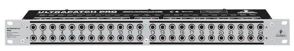BEHRINGER PX3000 Комутаційна панель