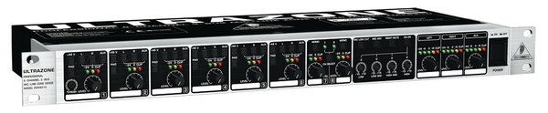 Рековий мікшер BEHRINGER ULTRAZONE ZMX8210 рековий мікшер BEHRINGER ULTRAZONE ZMX8210