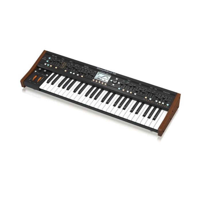 Синтезатор Behringer Deepmind12