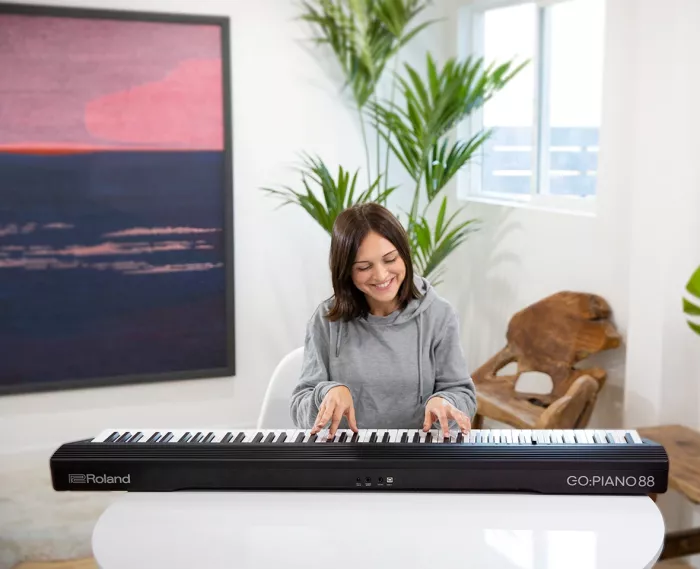 Roland GO:PIANO 88 Цифрове фортепіано