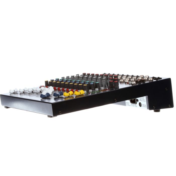 Soundcraft EPM8 мікшерний пульт
