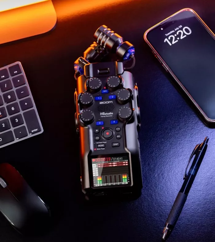 Zoom H6essential портативный рекордер 32-bit Float (6 каналов), Bluetooth (для управления и синхронизации тайм-кода), съемные X/Y микрофоны