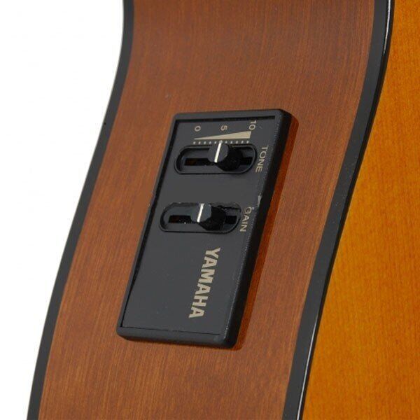Класична гітара з датчиком YAMAHA CX40