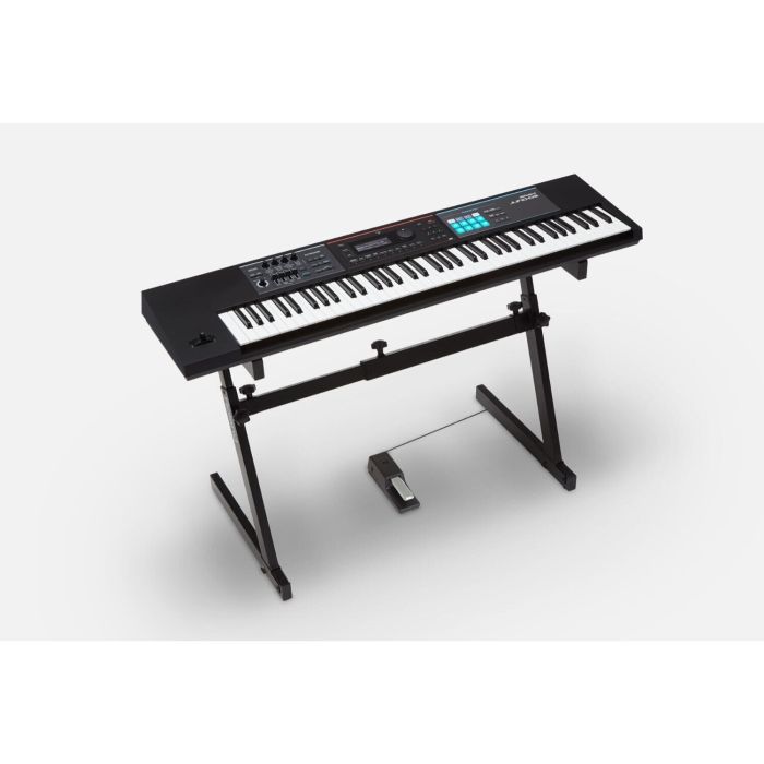Синтезатор Roland Juno-DS76