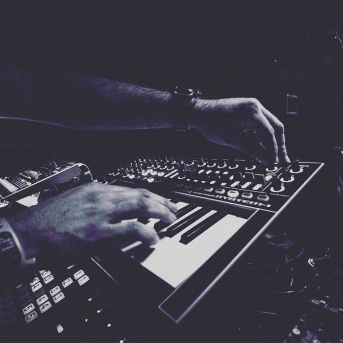 Синтезатор Roland Aira System-1